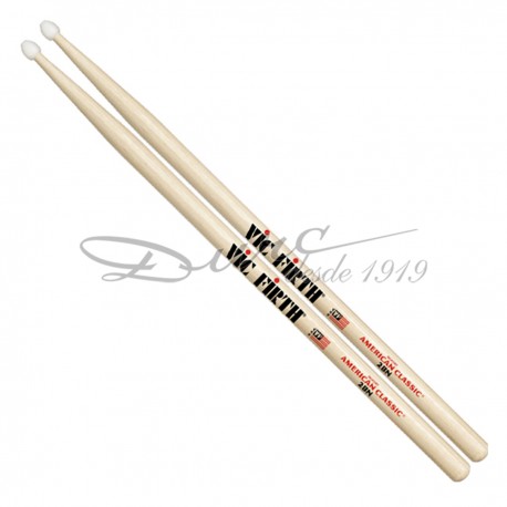 BAQUETAS BATERIA 2BN (PUNTA DE NYLON) HICKORY